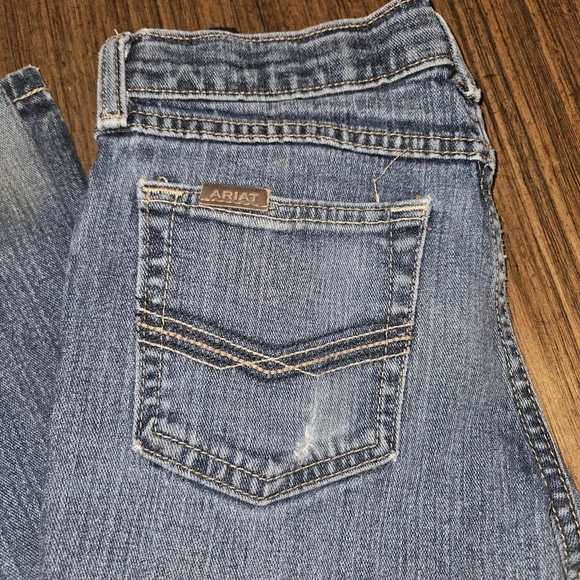 Ariat Kids Classic Blue Jeans - Picture 4 of 13